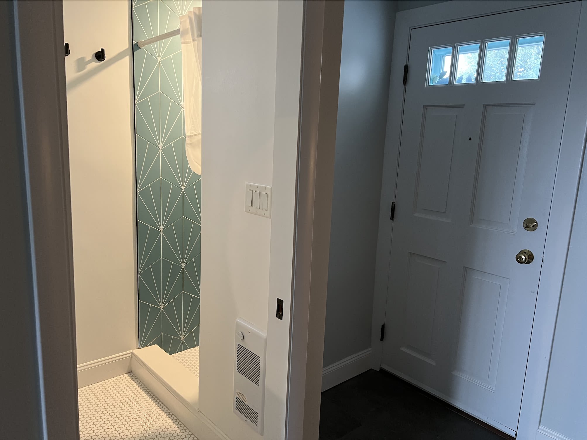 190 Bellingham Ave – photo 3