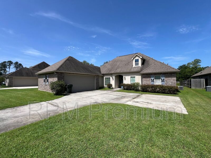 18063 River Landing Dr. – photo 1