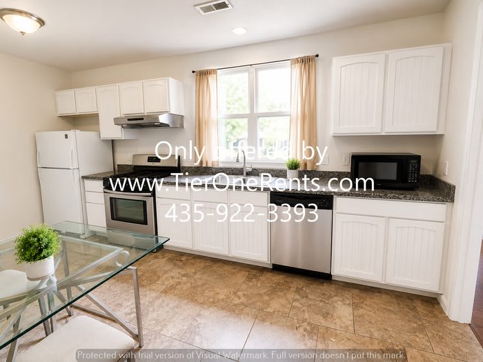 743 Hawthorne Avenue South – photo 5
