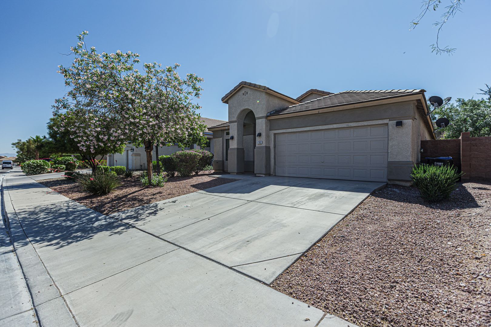 1 Story home located in Henderson – photo 3