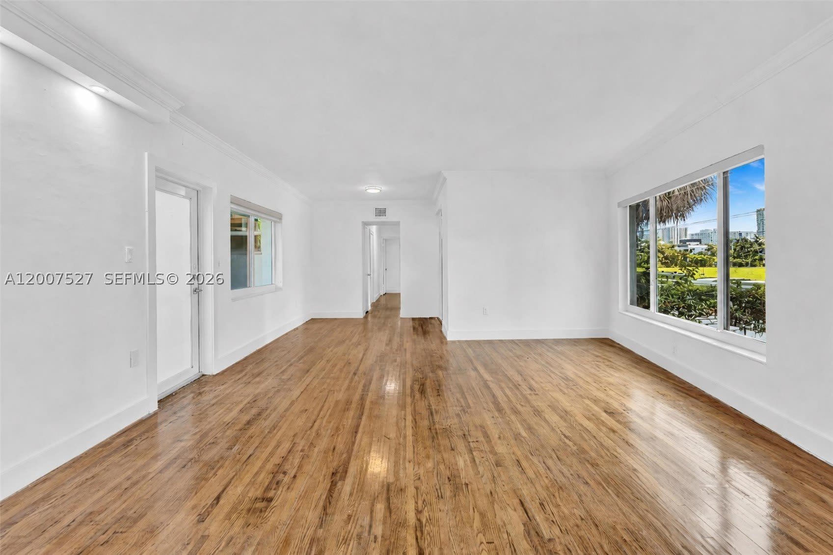 9200 E Bay Harbor Dr – photo 2