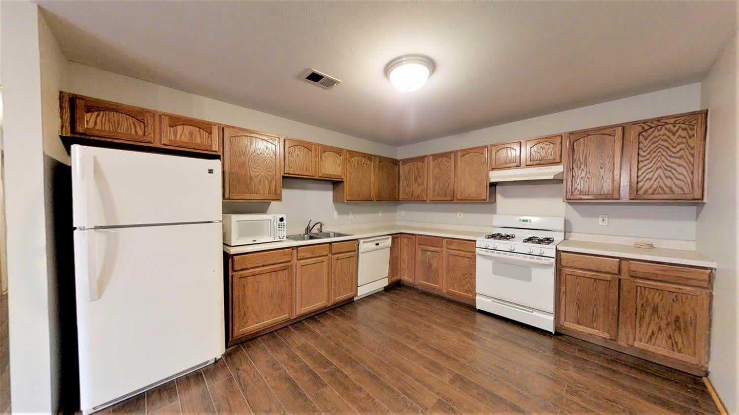 1945 W 86th Lane – photo 3