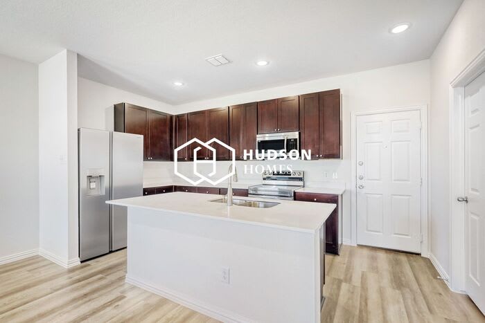 1123 Sky Summit Court – photo 3