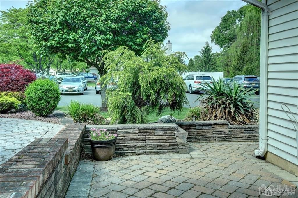 40 Staghorn Drive – photo 3
