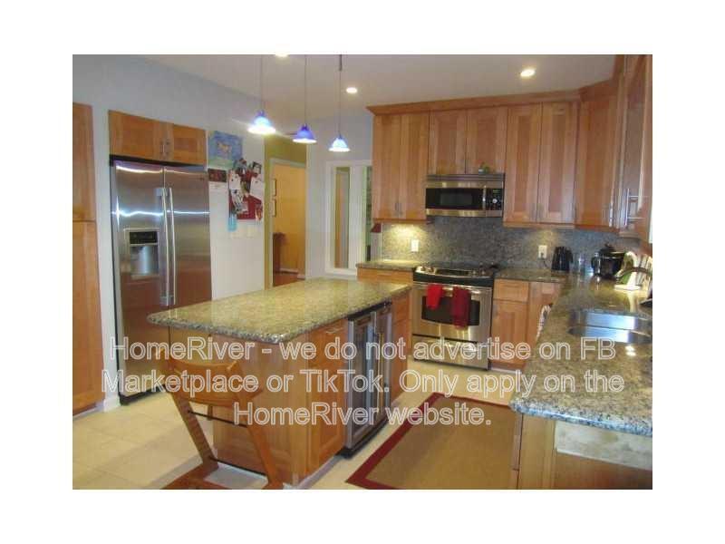 9160 Martin Rd – photo 2