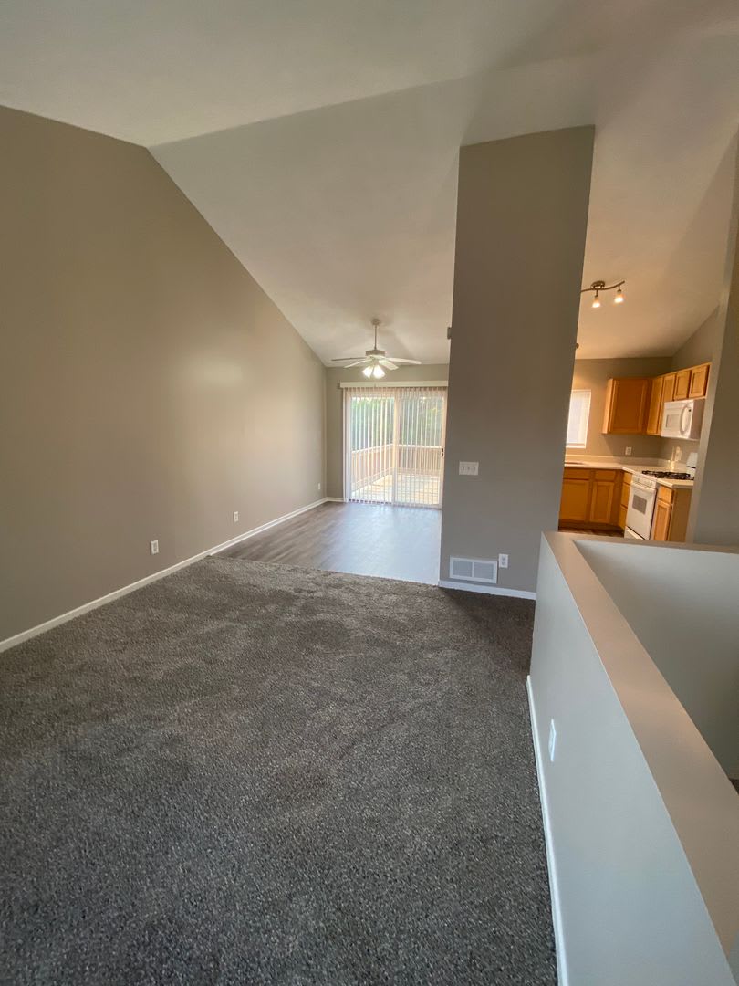 3 Bedroom/ 2 Bathroom $1895 – photo 3
