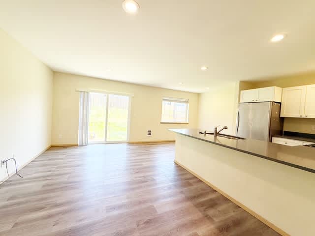 2640/2642 Reid Avenue – photo 3