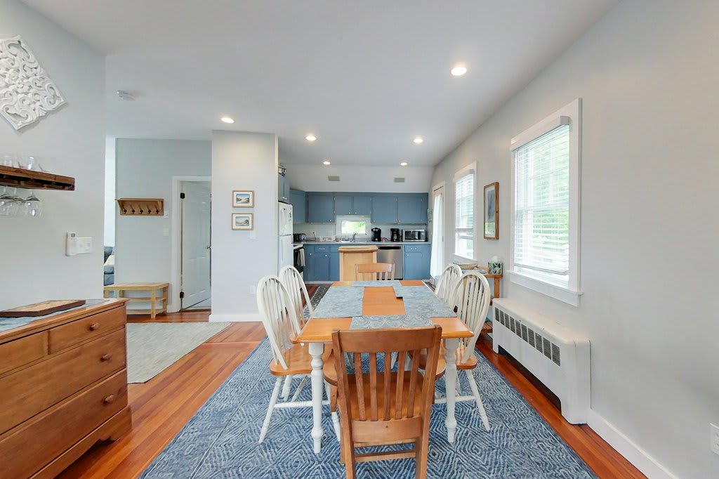 23 Warren Ave – photo 4