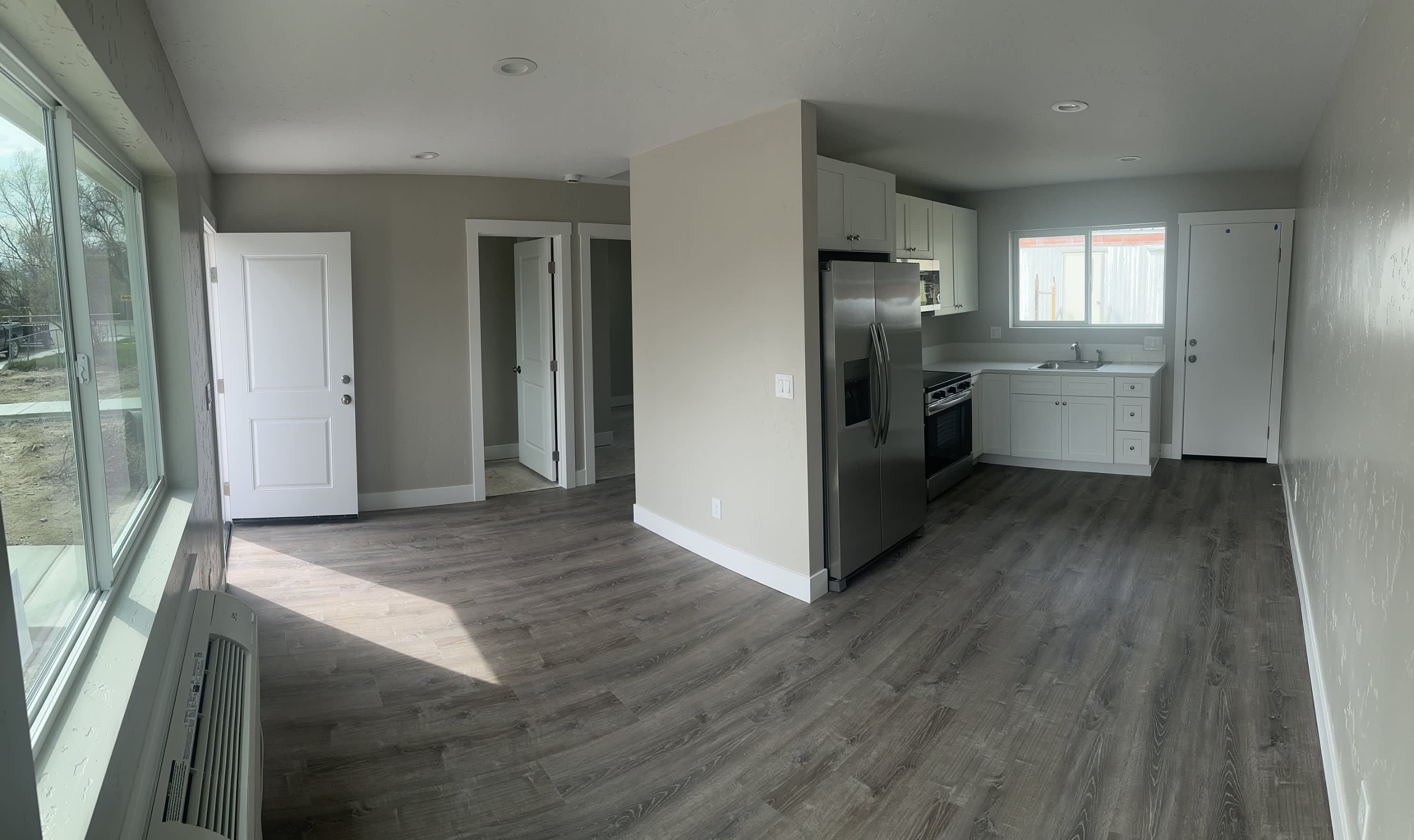 311 E. Idaho St. – photo 4