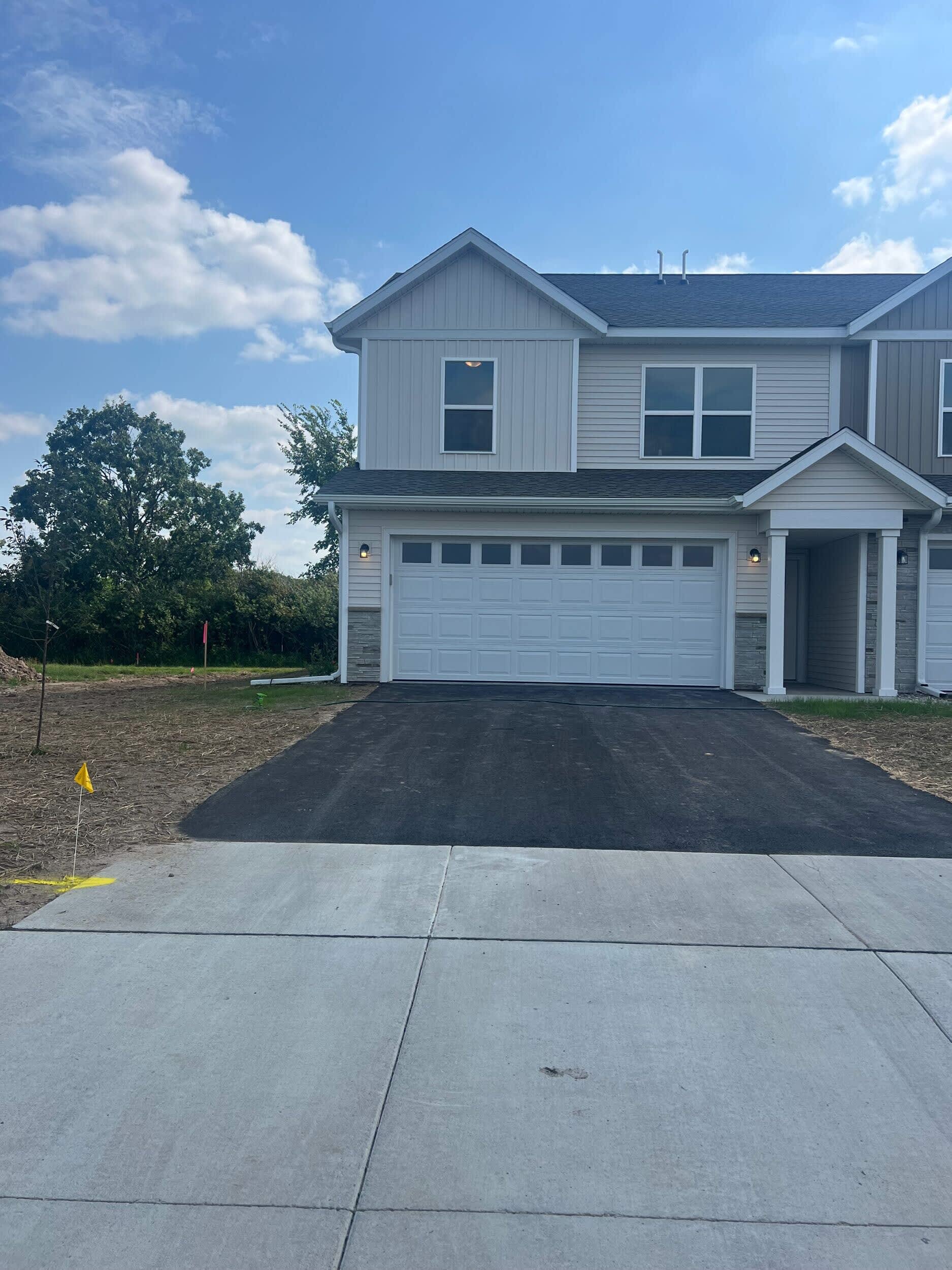 1706 E 23rd St – photo 2