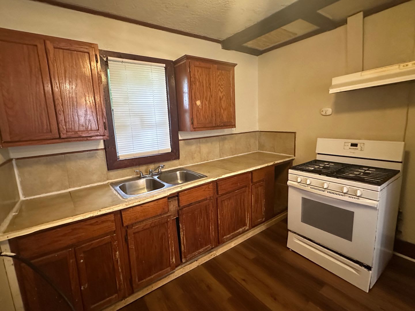 Available Now in Lafayette! – photo 4