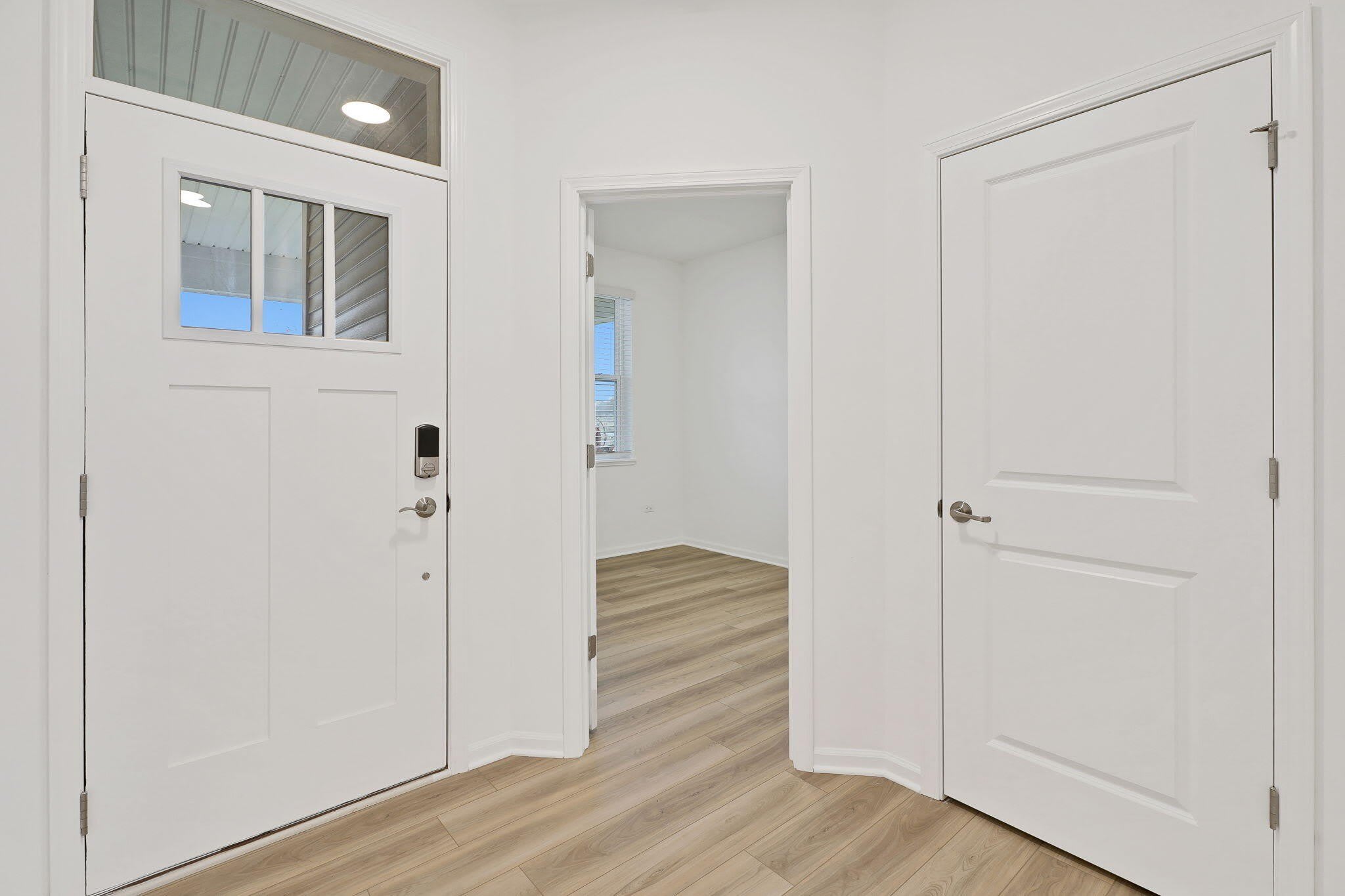 521 E 127th Place – photo 2
