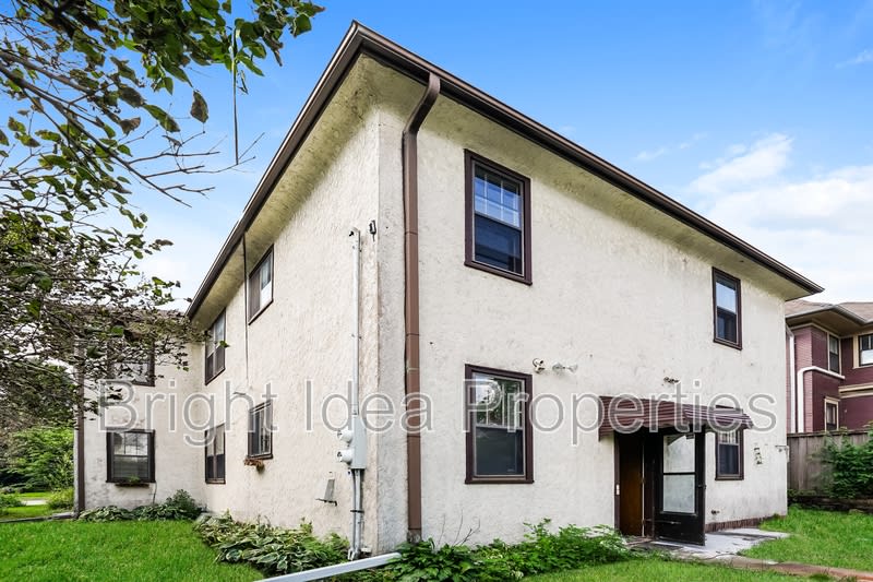 969 Saint Clair Avenue 1 – photo 5