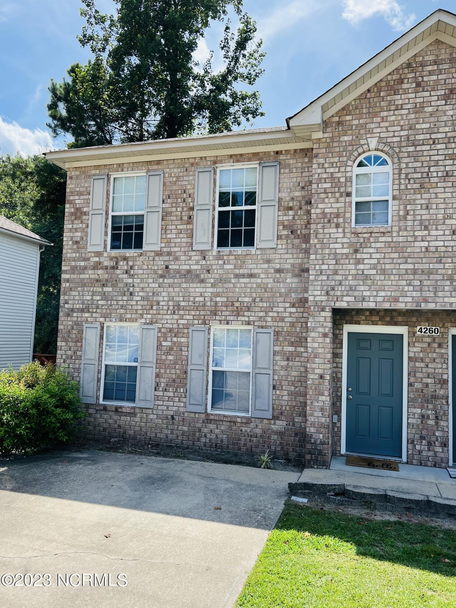 4260 Williamsbrook Lane – photo 1