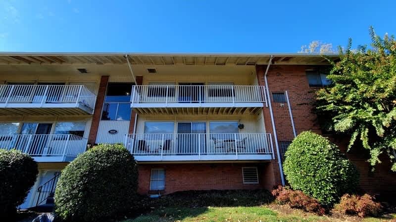 800 Brook Hill Rd – photo 1