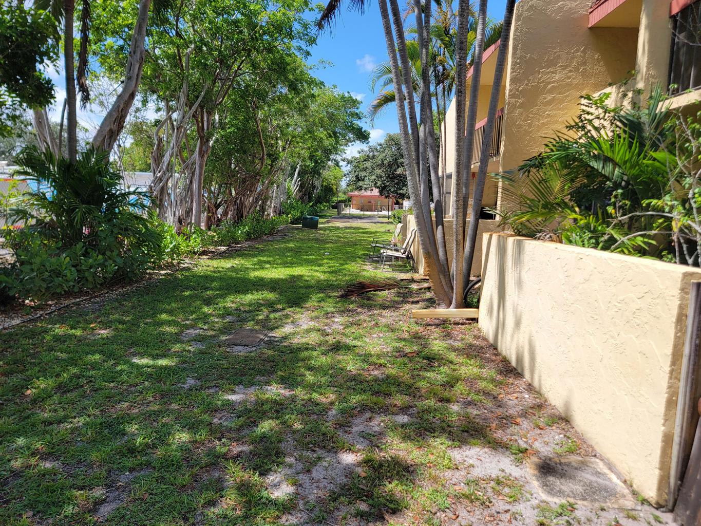 791 Southeast 1st Way – photo 3