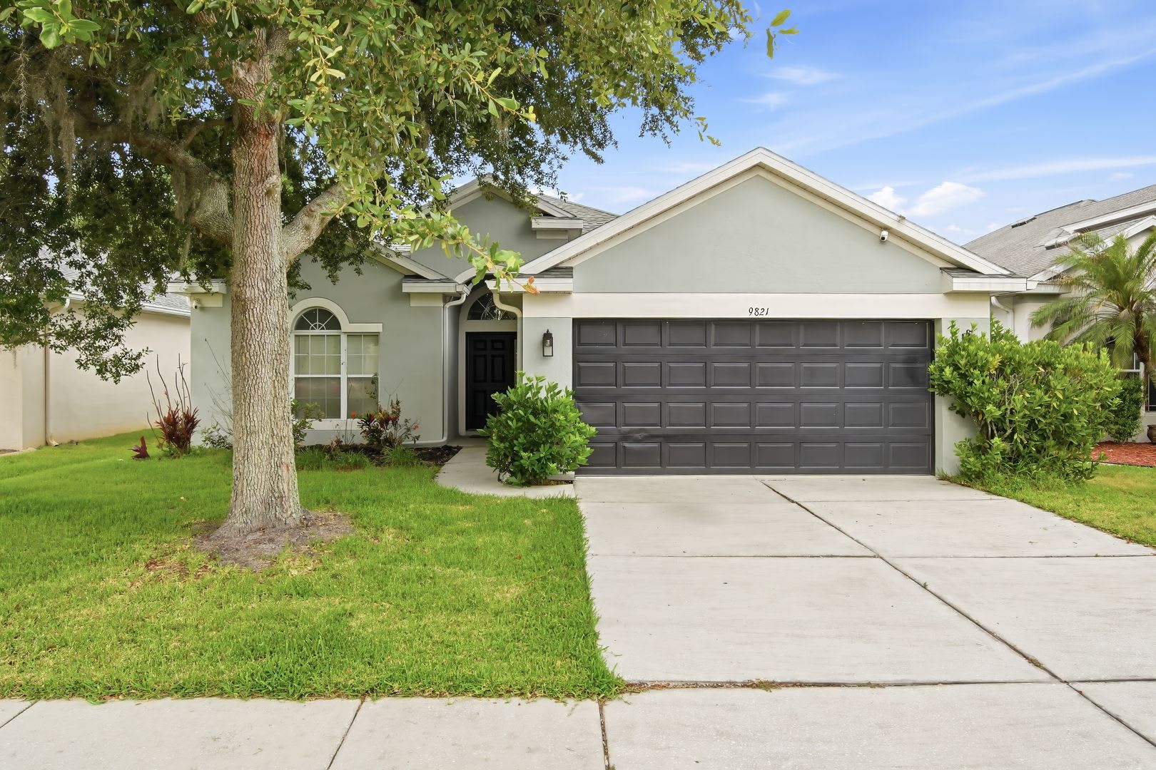 Beautiful Single Story 3/2 Home – photo 1