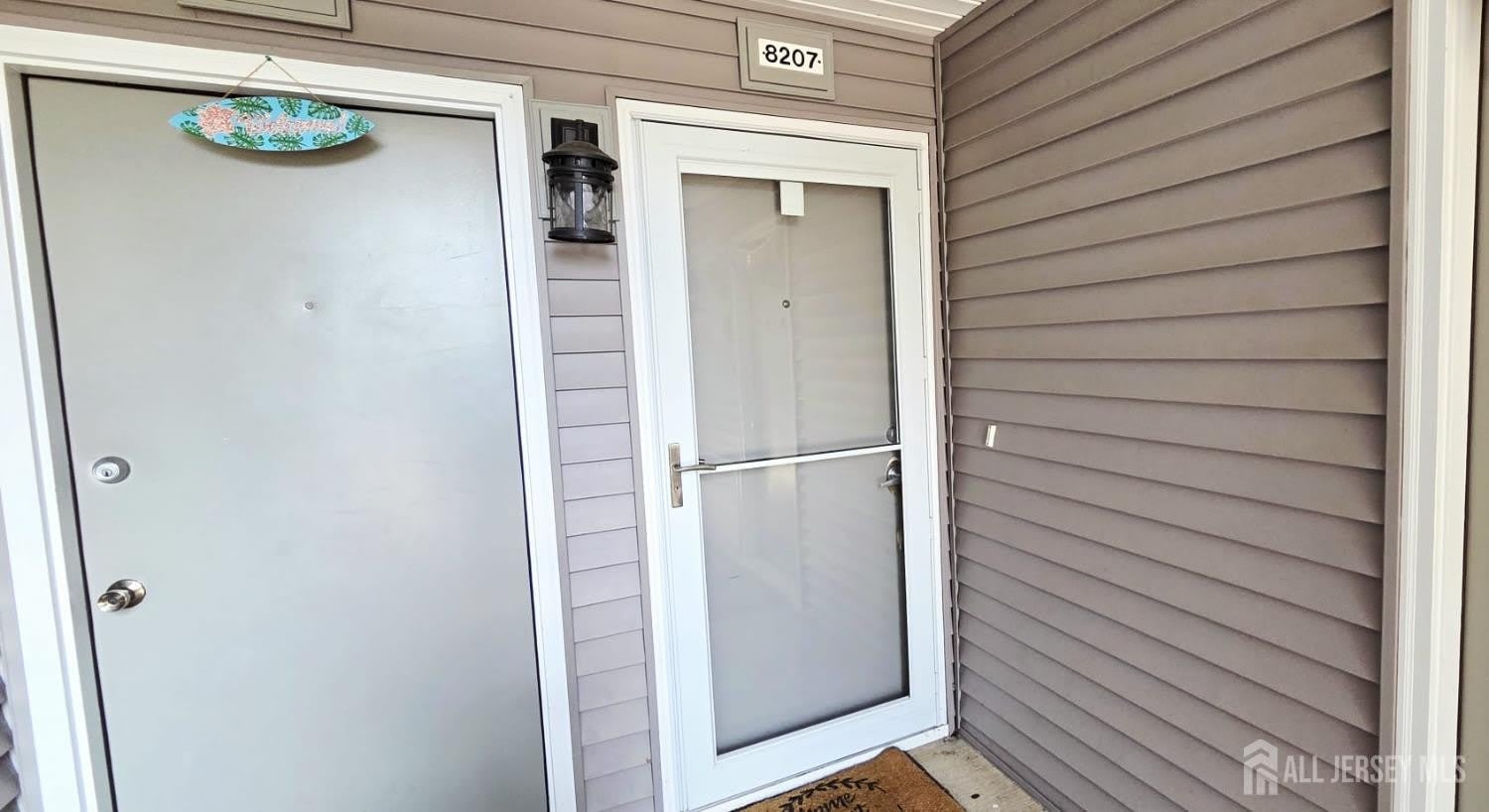 8207 Tamarron Drive – photo 2