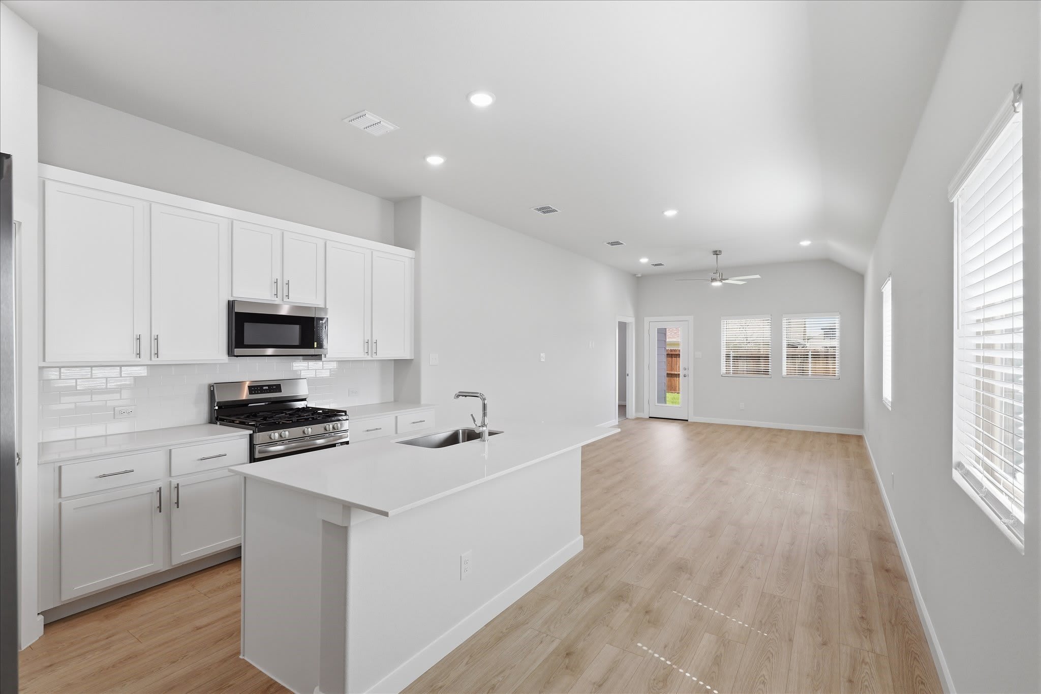 508 Green Grass Drive – photo 5