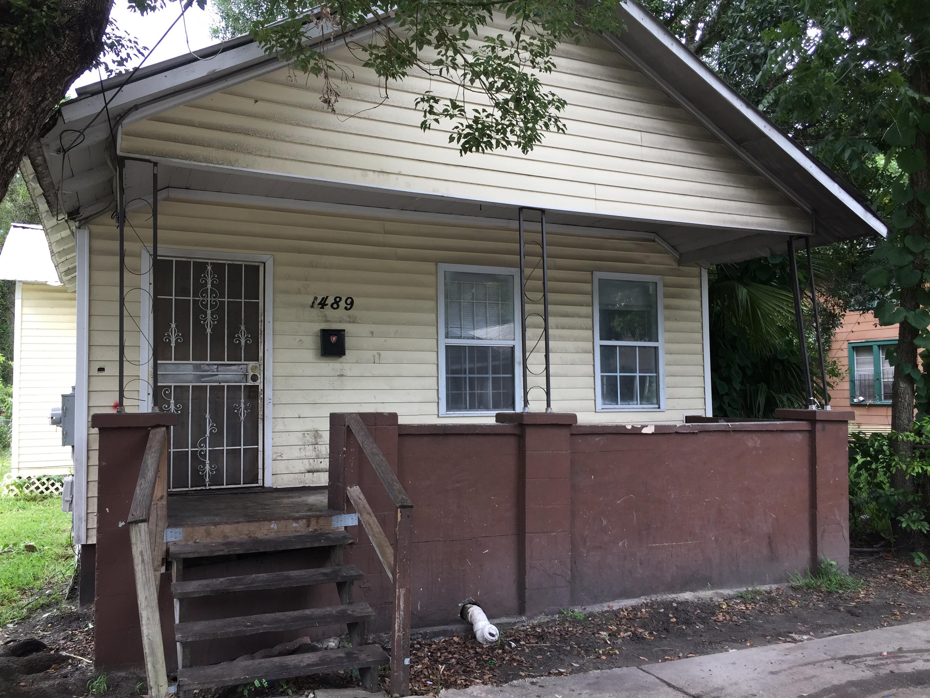 1489 Grothe Street – photo 1