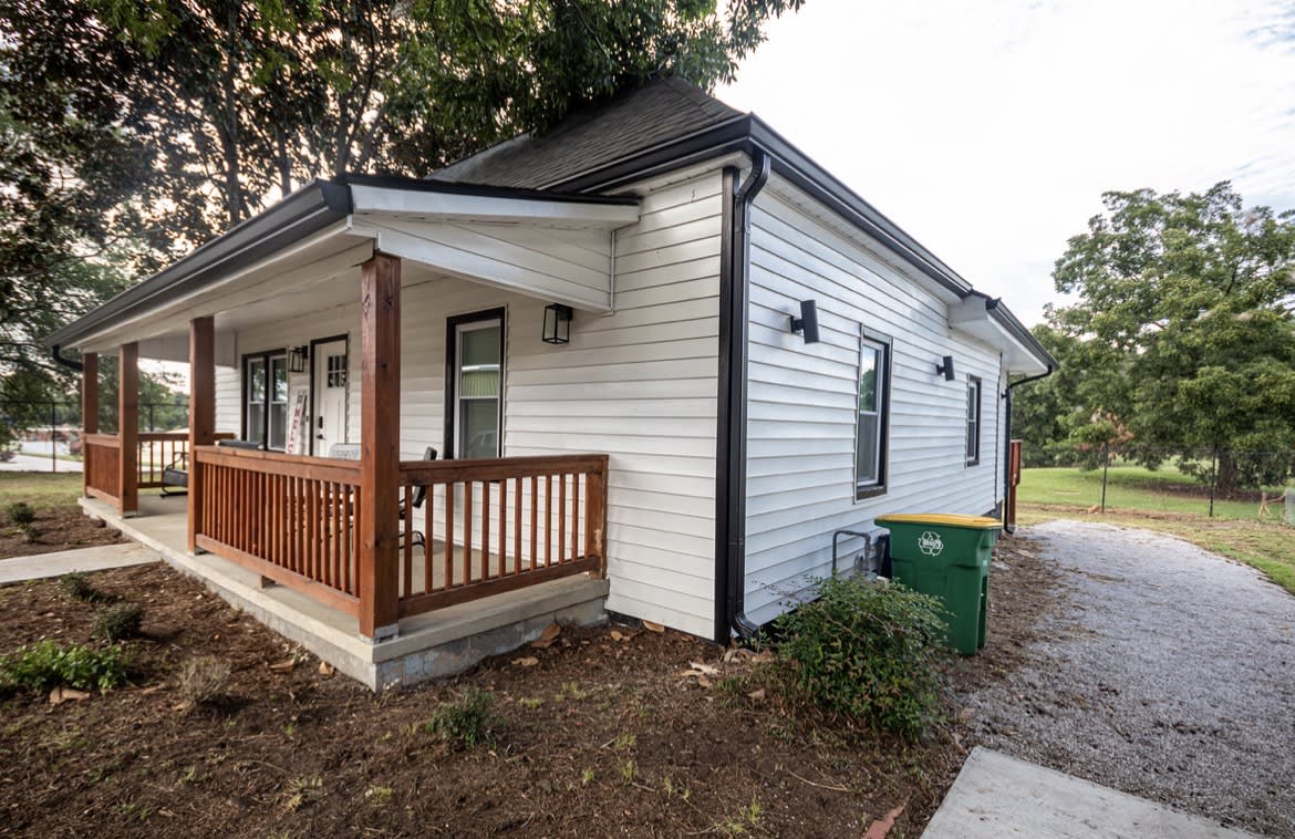 330 Macon Avenue – photo 3