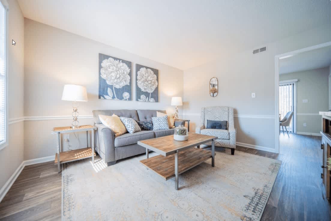 Willow Creek Apartments – photo 4