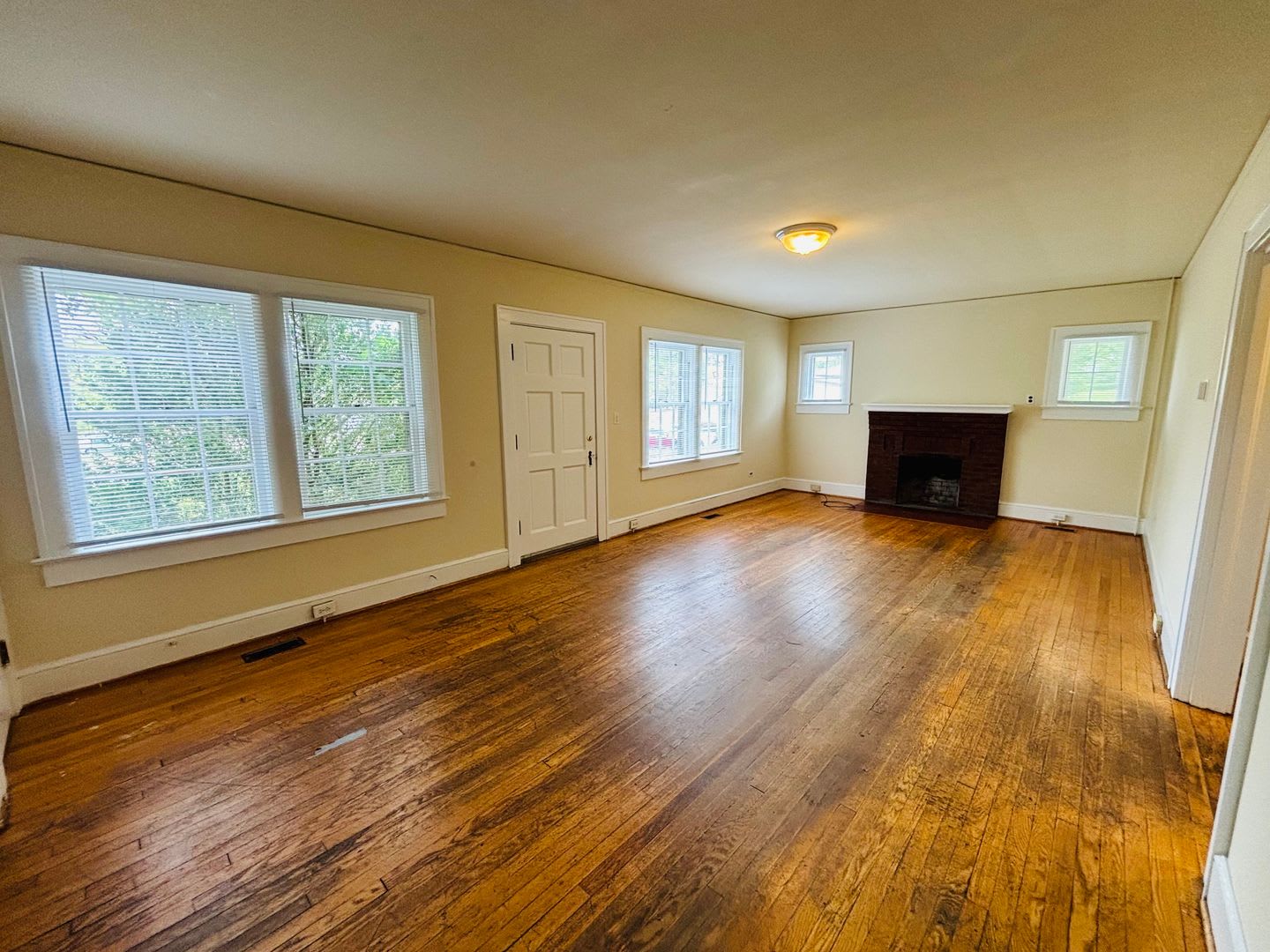 4 Bedroom 2 Bathroom house – photo 4