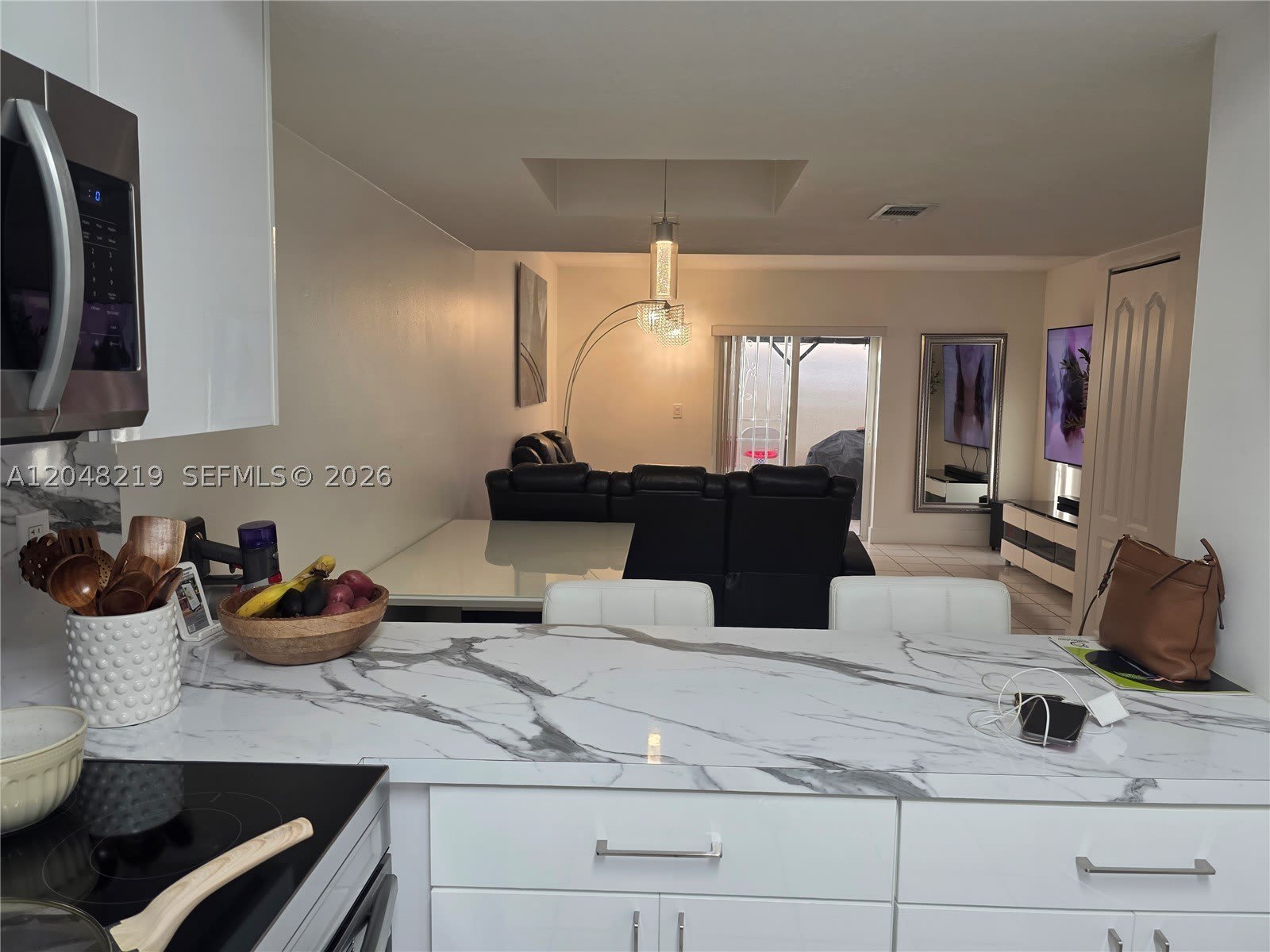 523 W 68th St – photo 5