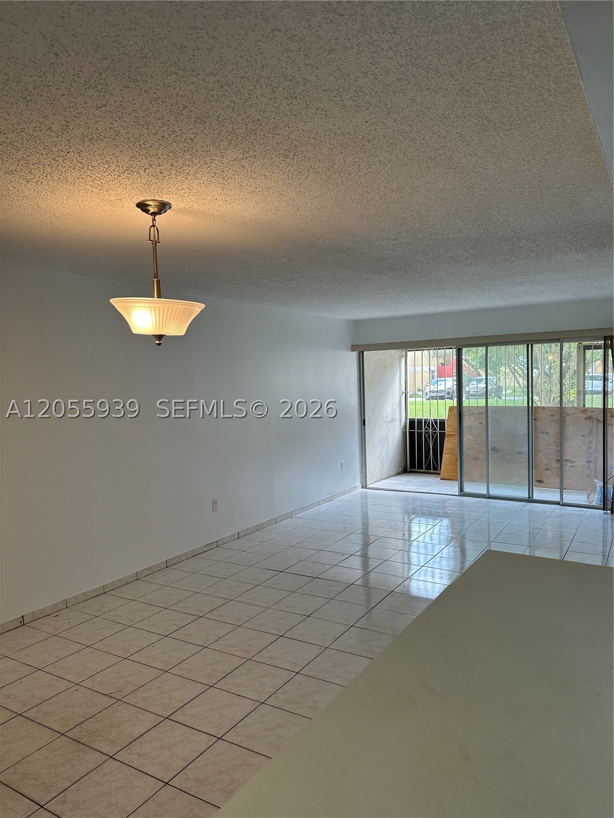 9270 Fontainebleau Blvd – photo 2