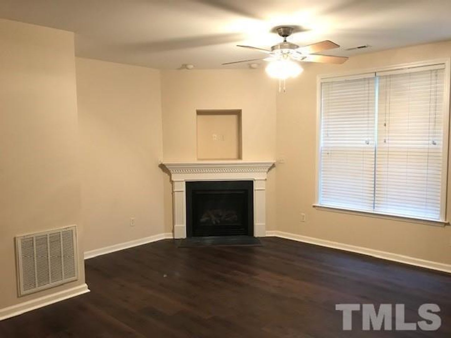 5504 Bradford Pear Court – photo 2