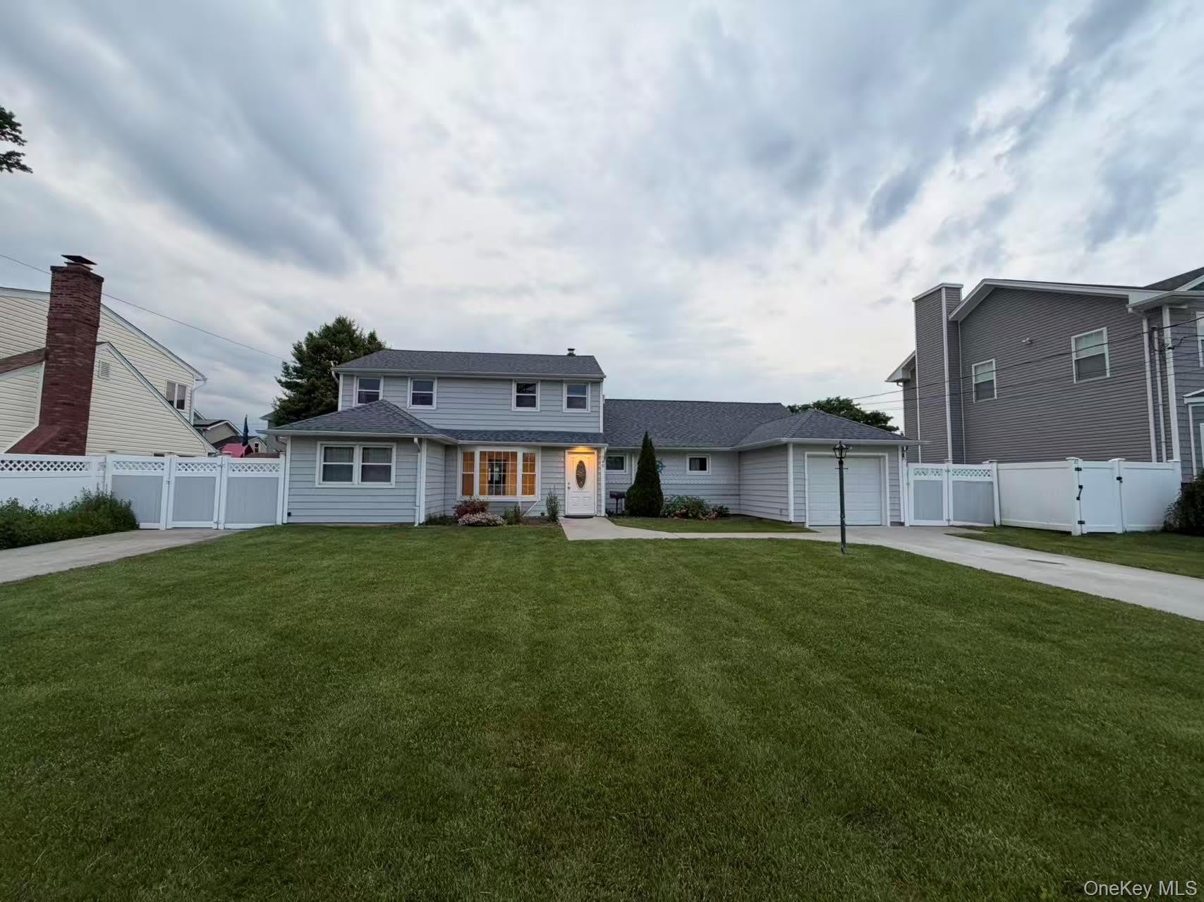 40 Relda Street – photo 1