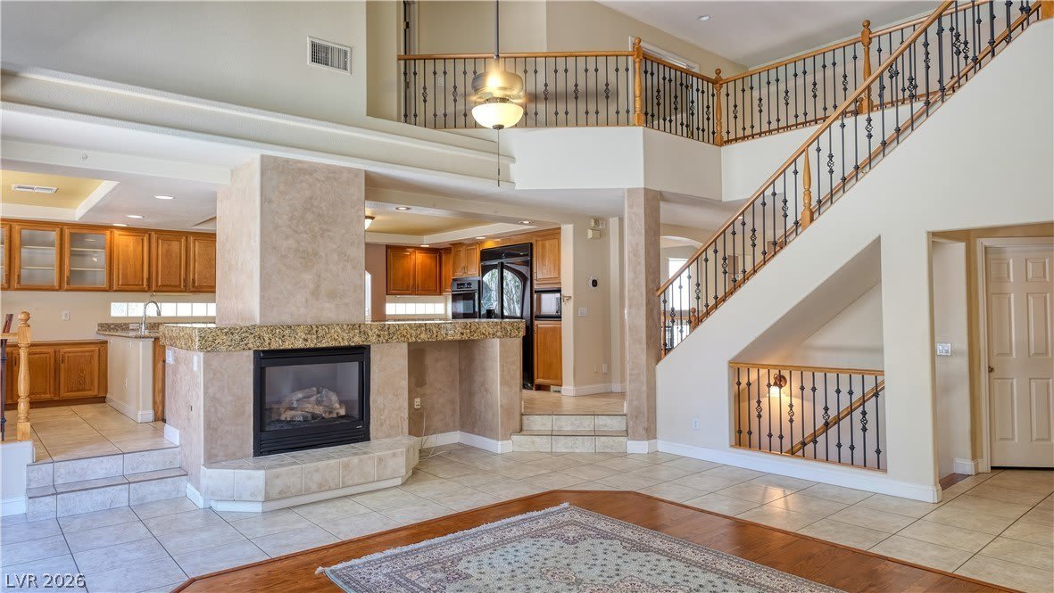 3924 Royal Scots Avenue – photo 3
