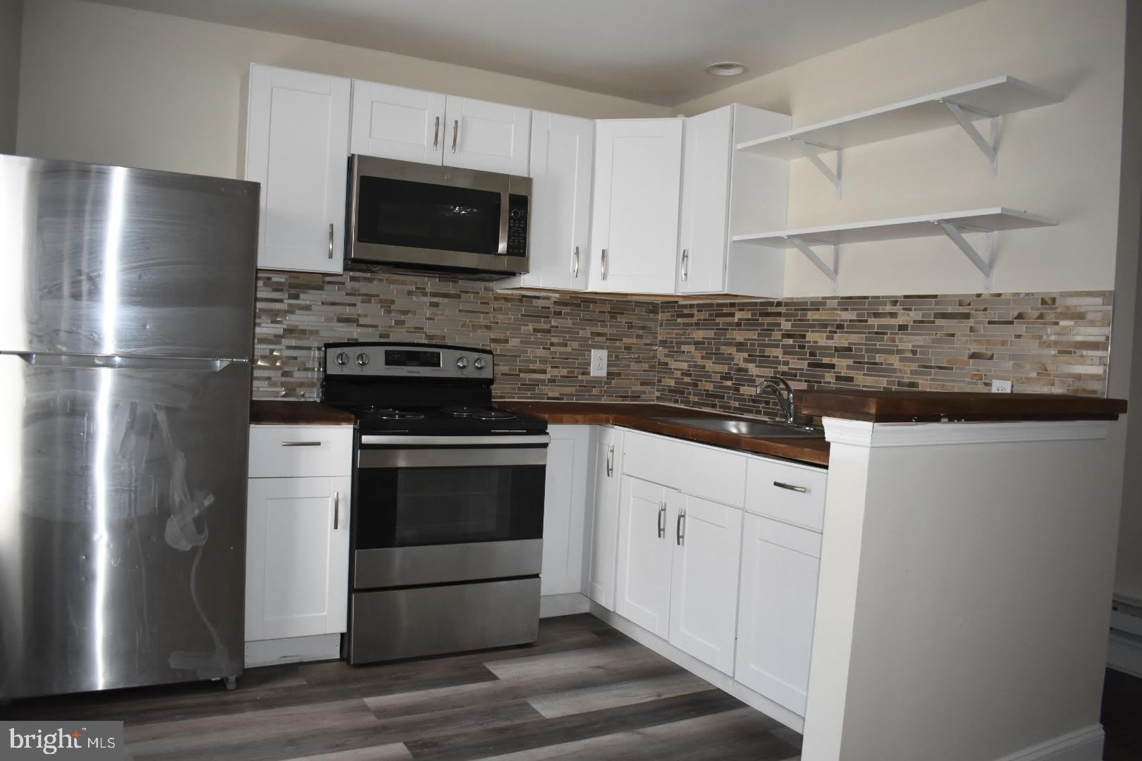 13 W 10TH Street – photo 5