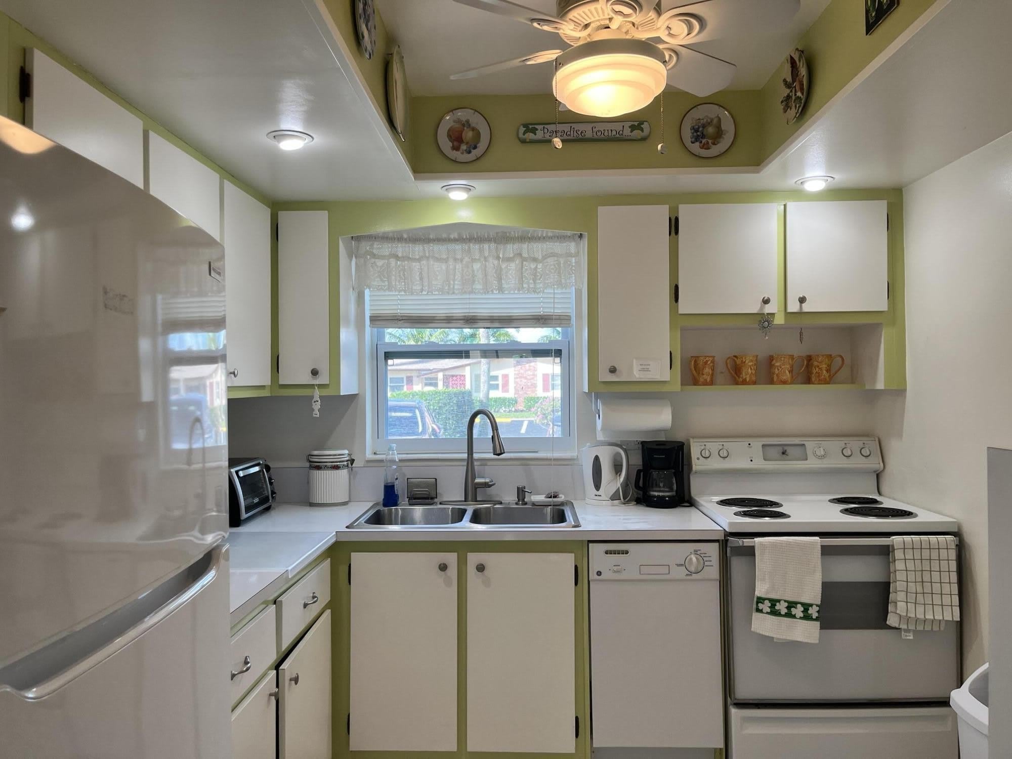 2980 Crosley Drive E – photo 2