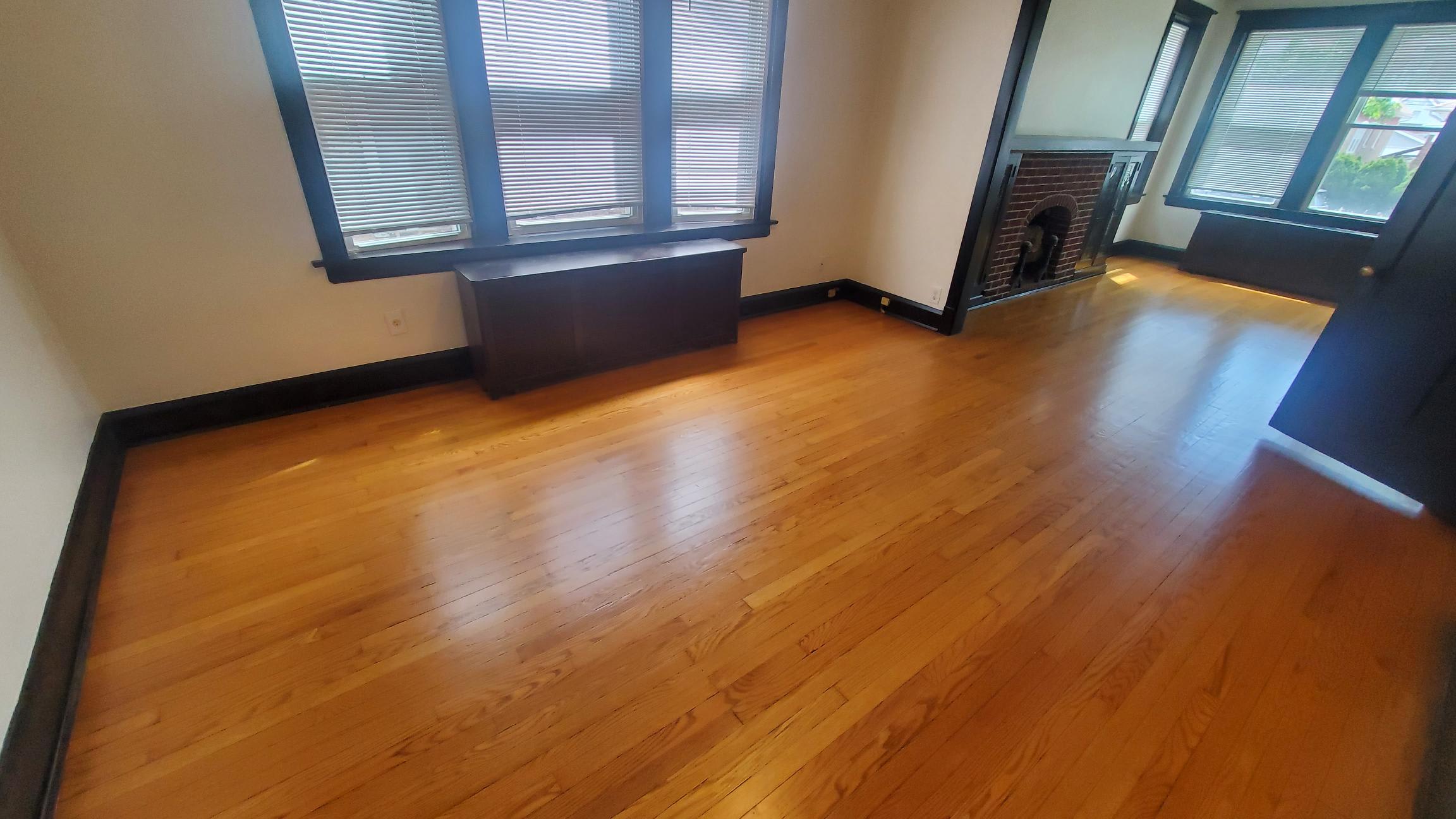 4928 West Barry Avenue – photo 4