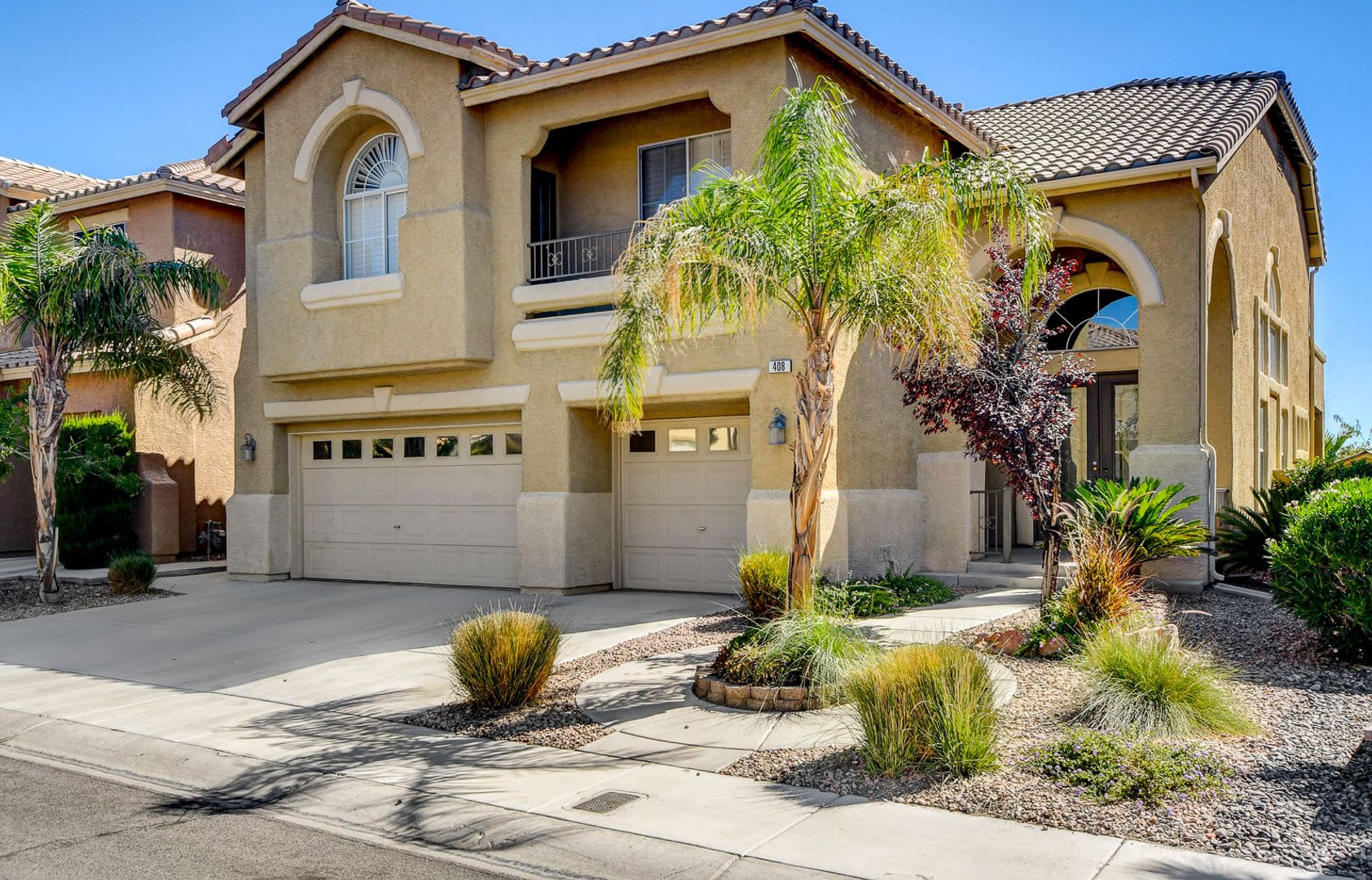 Stunning Summerlin Pool Home! – photo 3