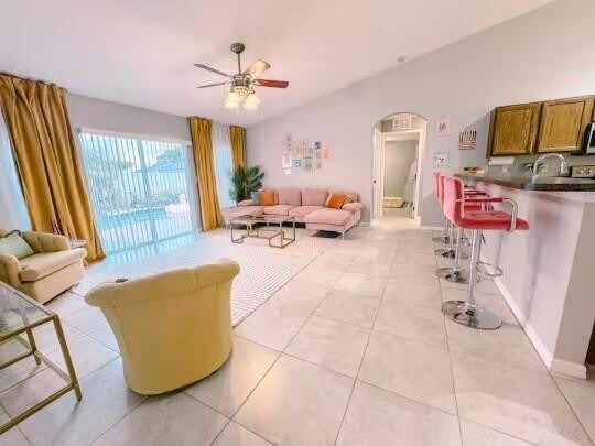 302 NE Greenbrier Avenue – photo 3