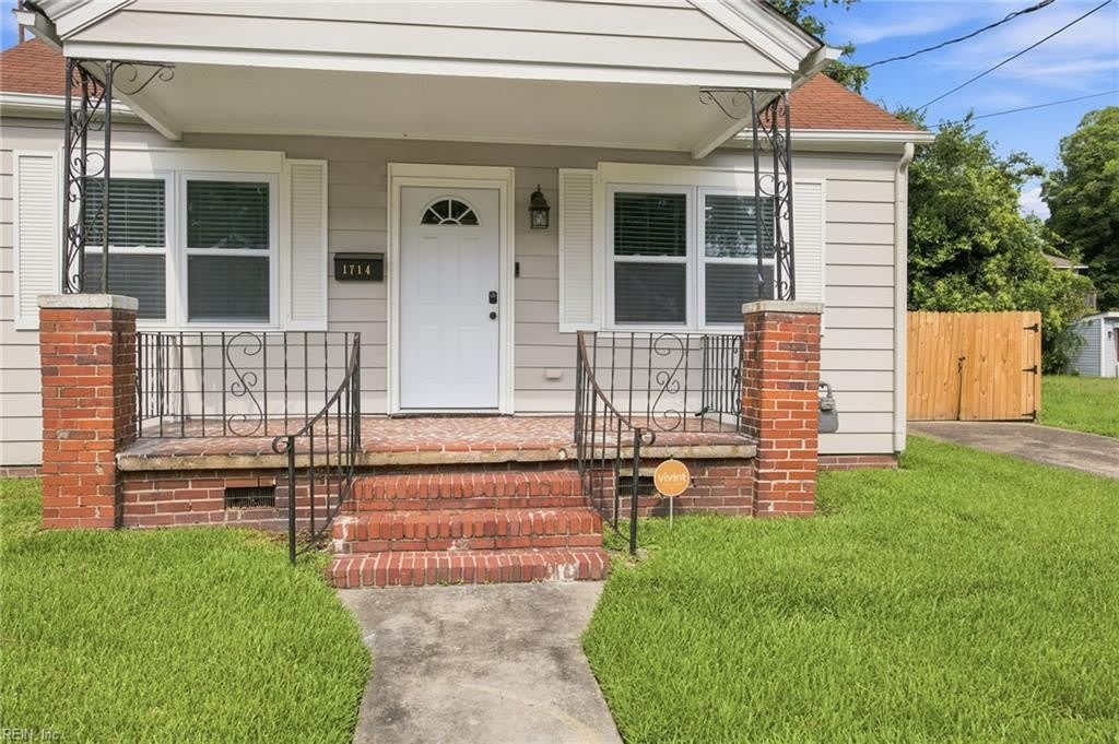 1714 Richmond Avenue – photo 4