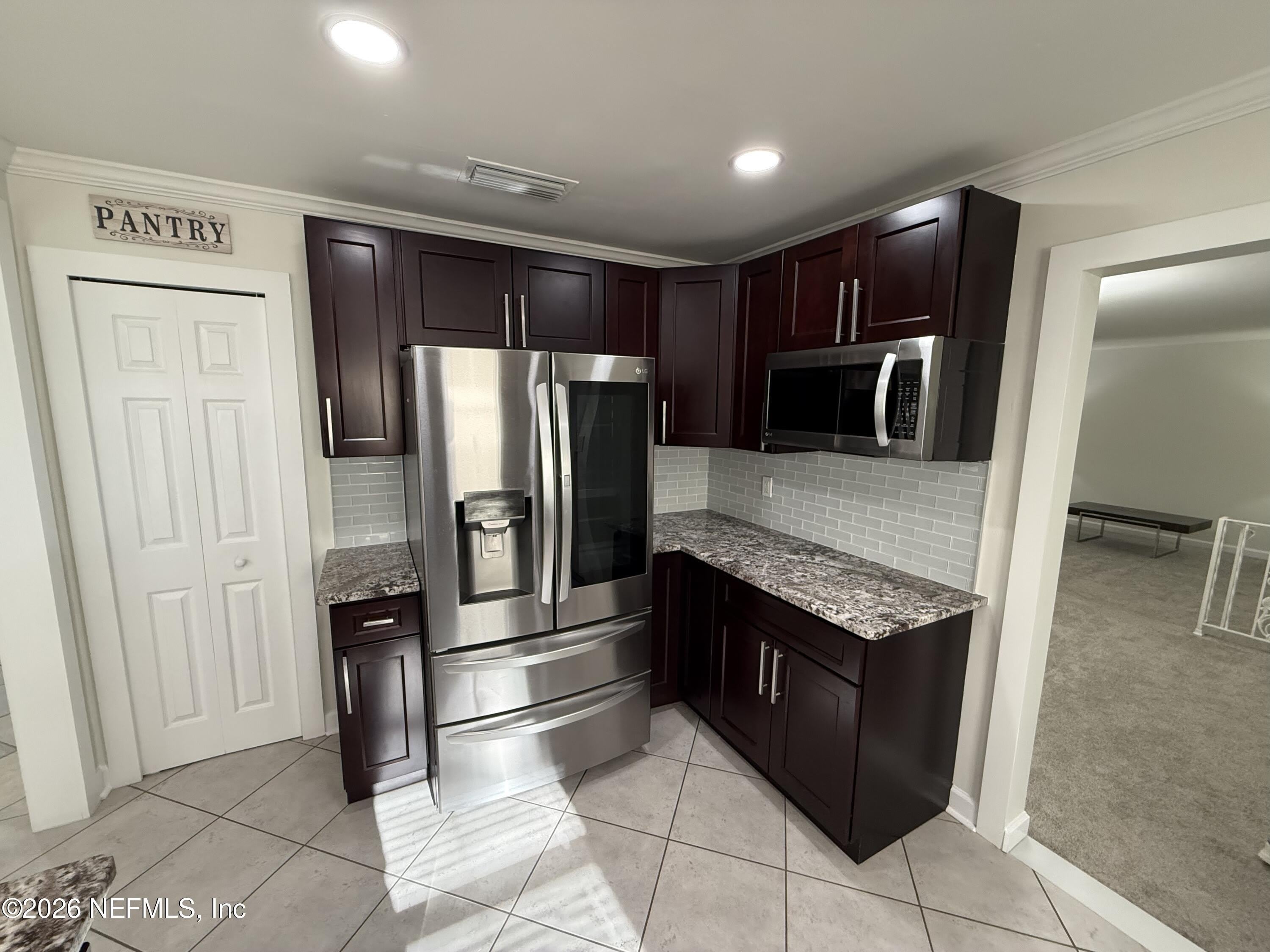 1324 GRANDVIEW Drive – photo 4