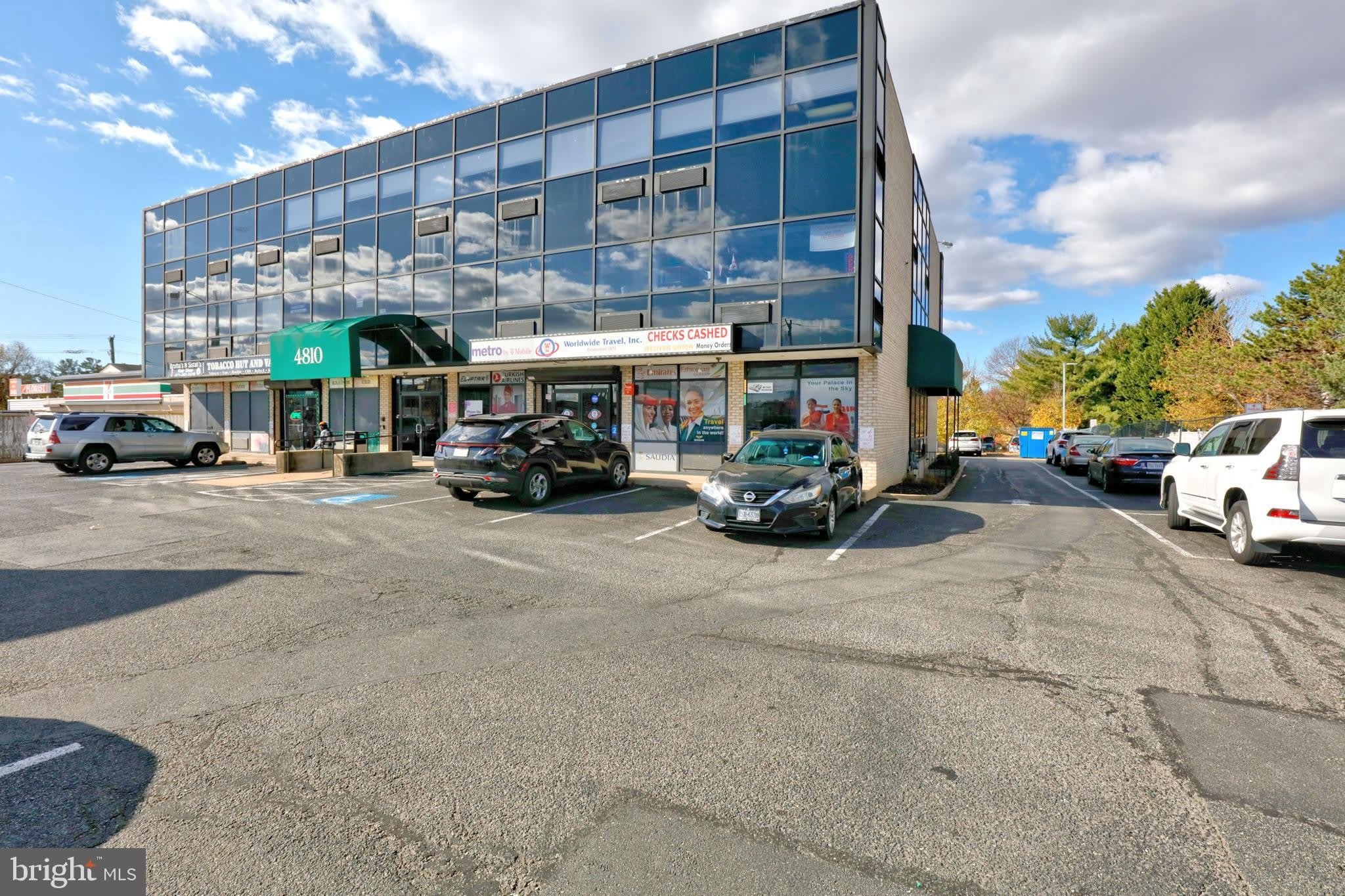 4810 BEAUREGARD Street – photo 1