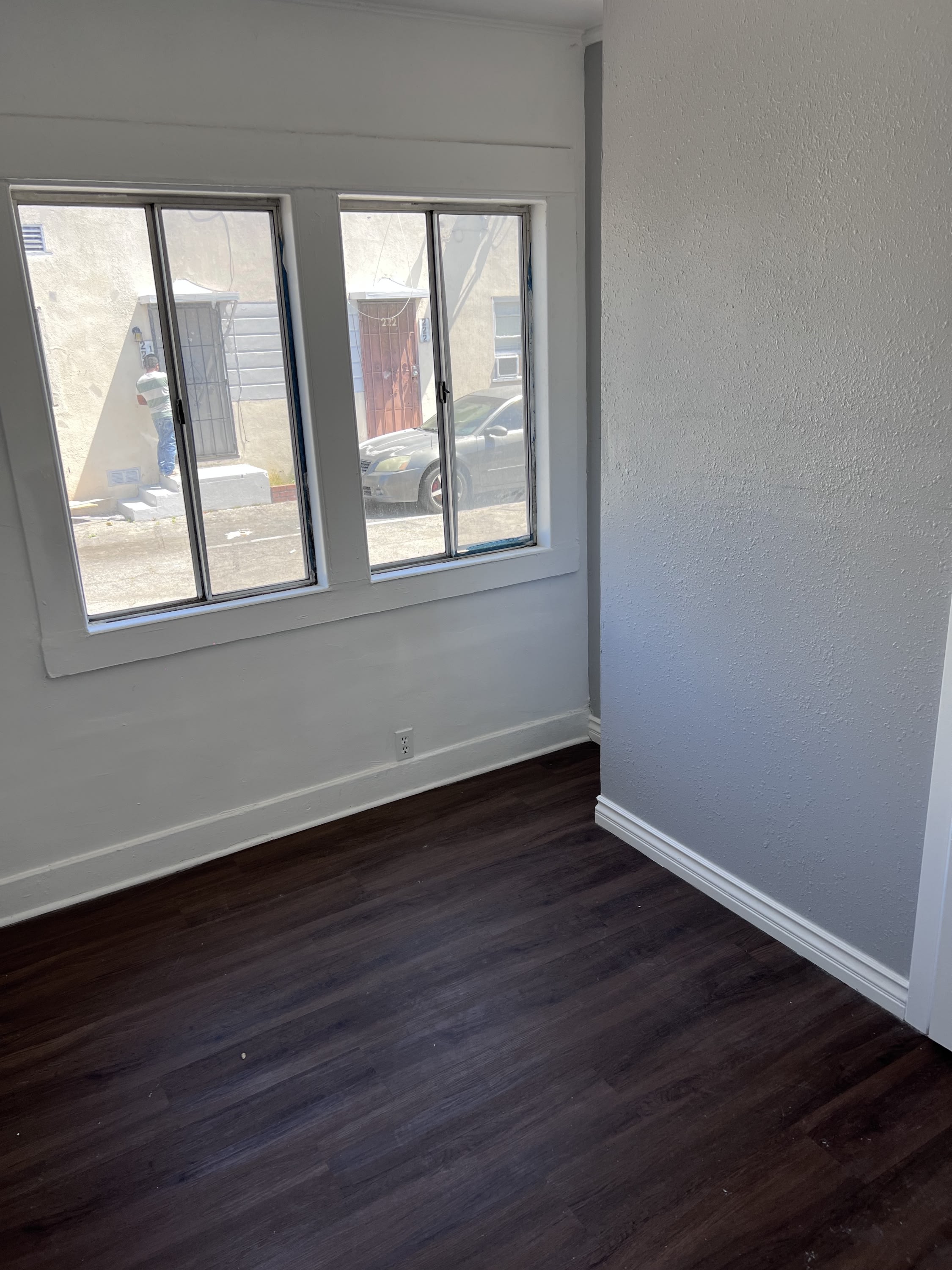 224 1/2 W F St – photo 2