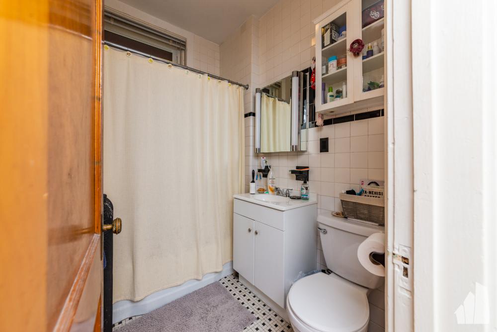 649 W Wrightwood Ave – photo 3