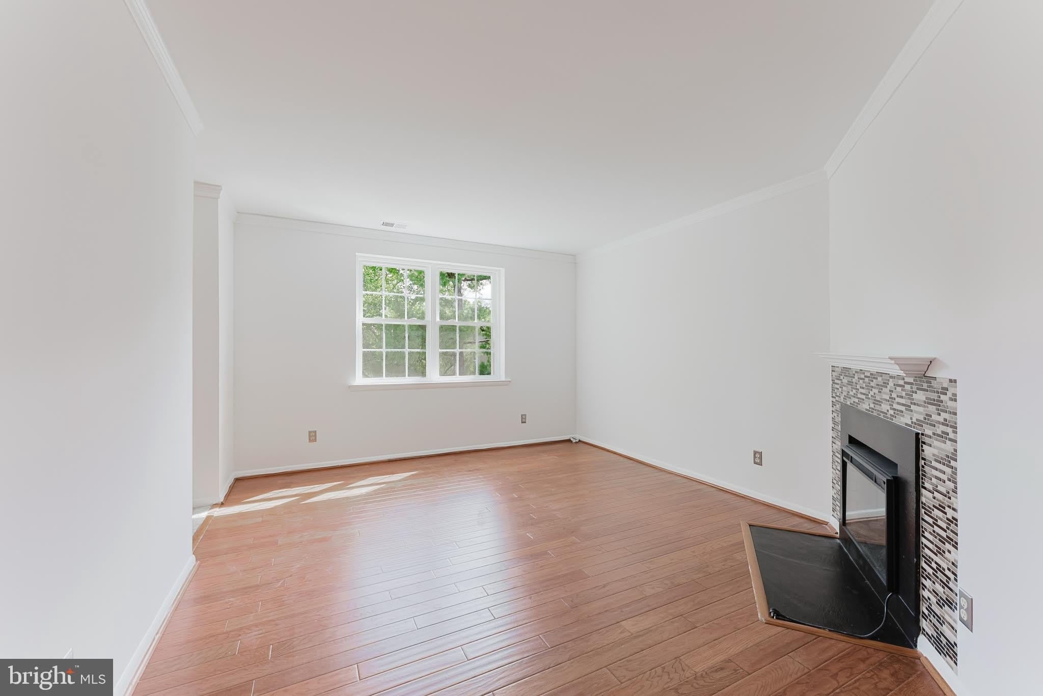 2725 S WALTER REED Drive – photo 3