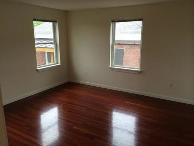 323-325 College Street, Unit 8 – photo 5