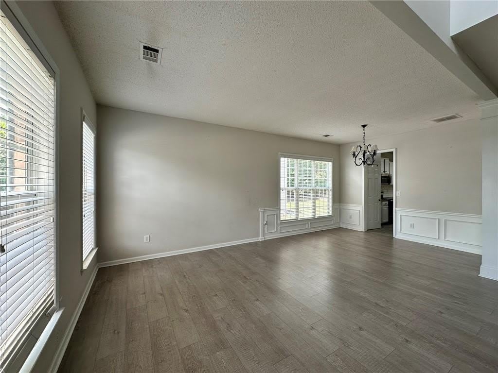 3535 Ridgefair Drive – photo 2