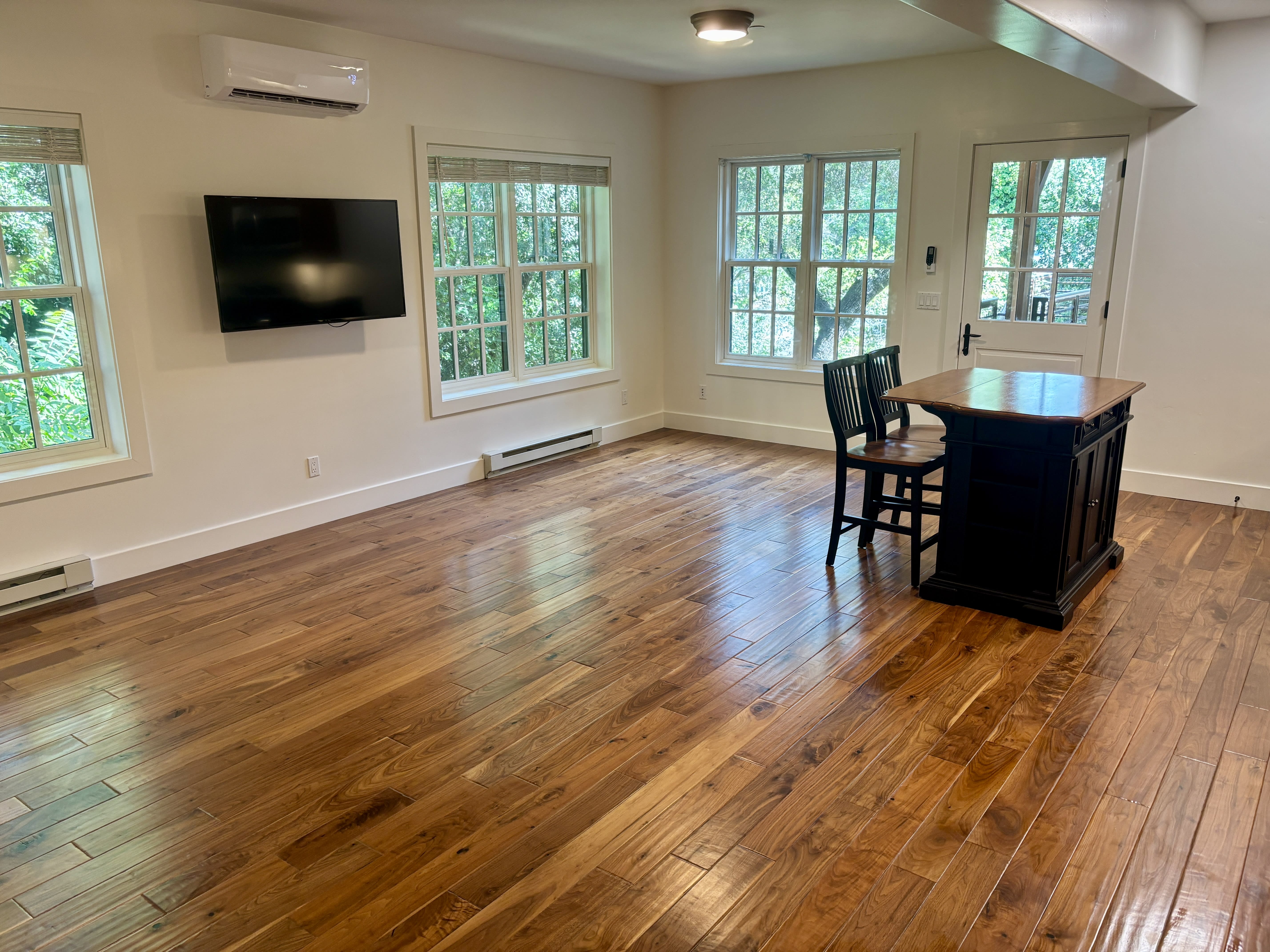 11 Park Avenue – photo 1