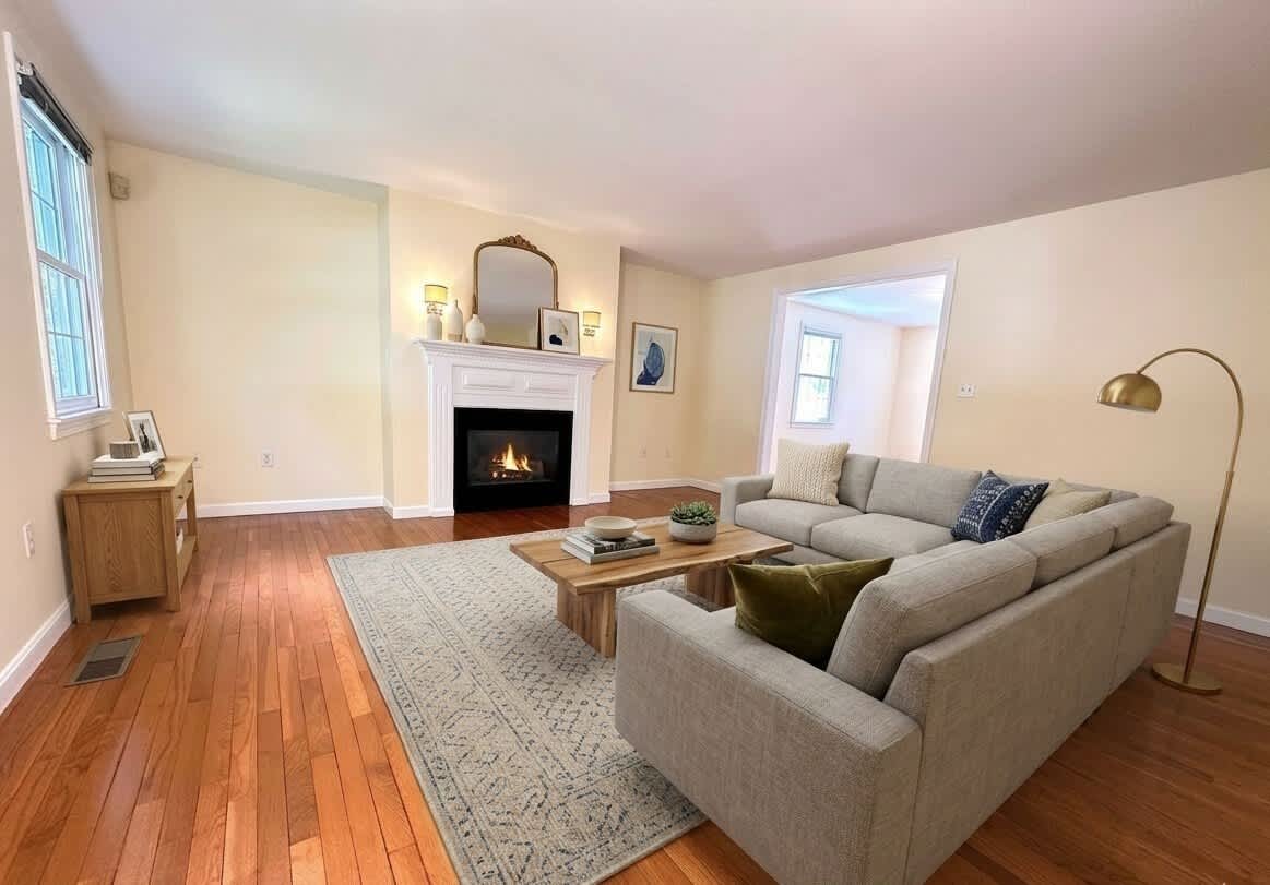 322 Lowell Street – photo 4