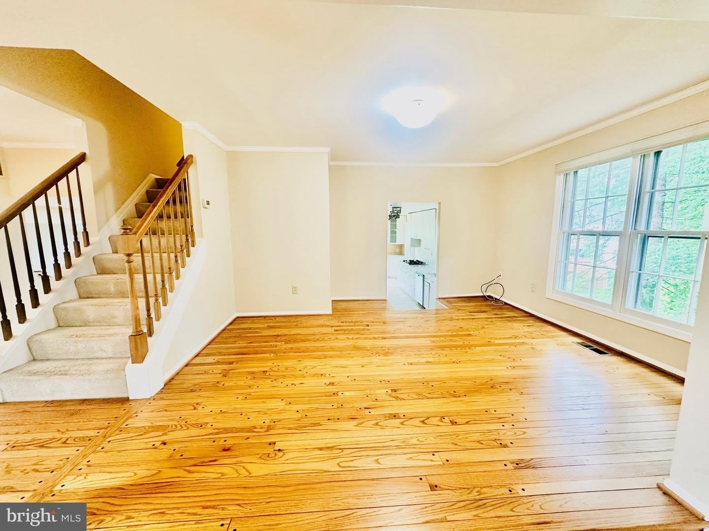 9124 WANDERING TRAIL DR – photo 2