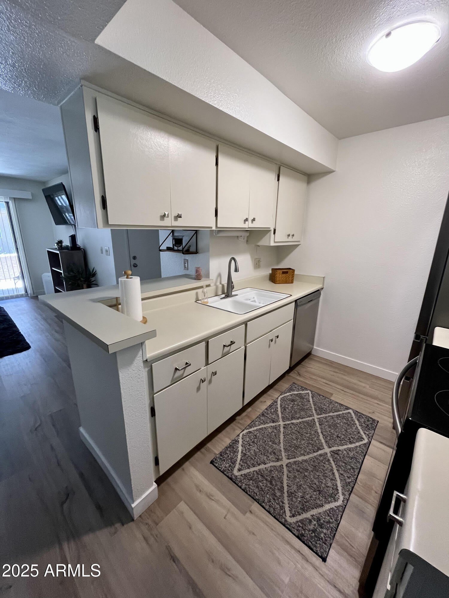 4554 E PARADISE VILLAGE Parkway N – photo 5