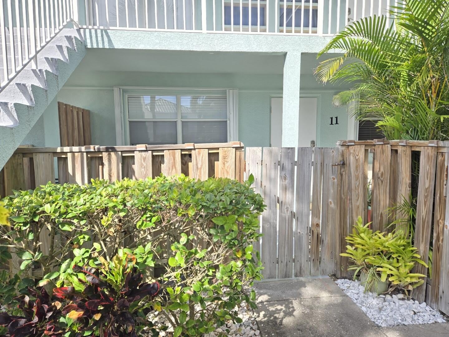 7605 Ridgewood Avenue – photo 2